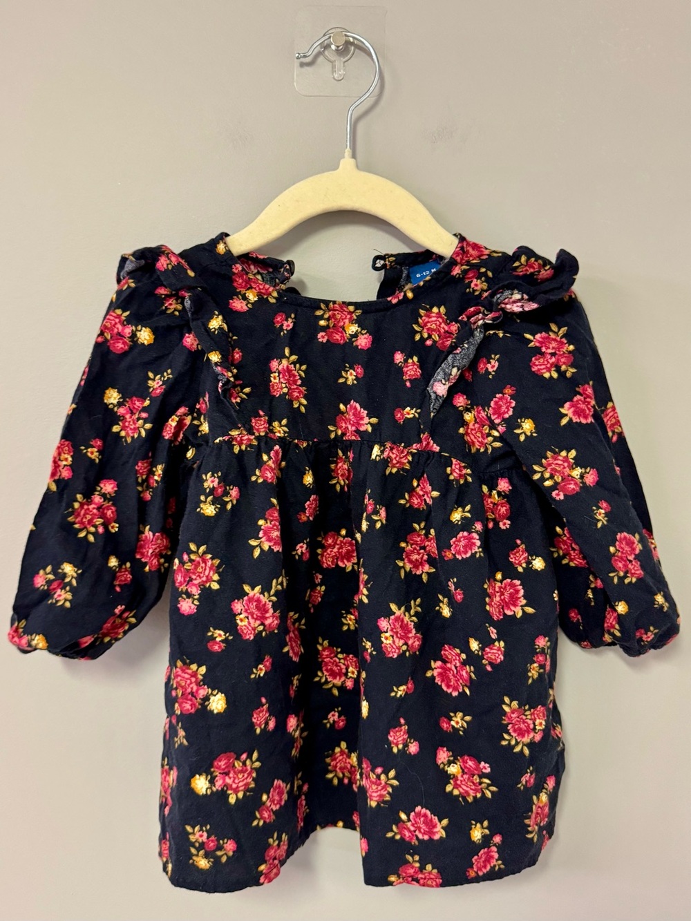 Old Navy Black Floral Ruffle Dressy Top
